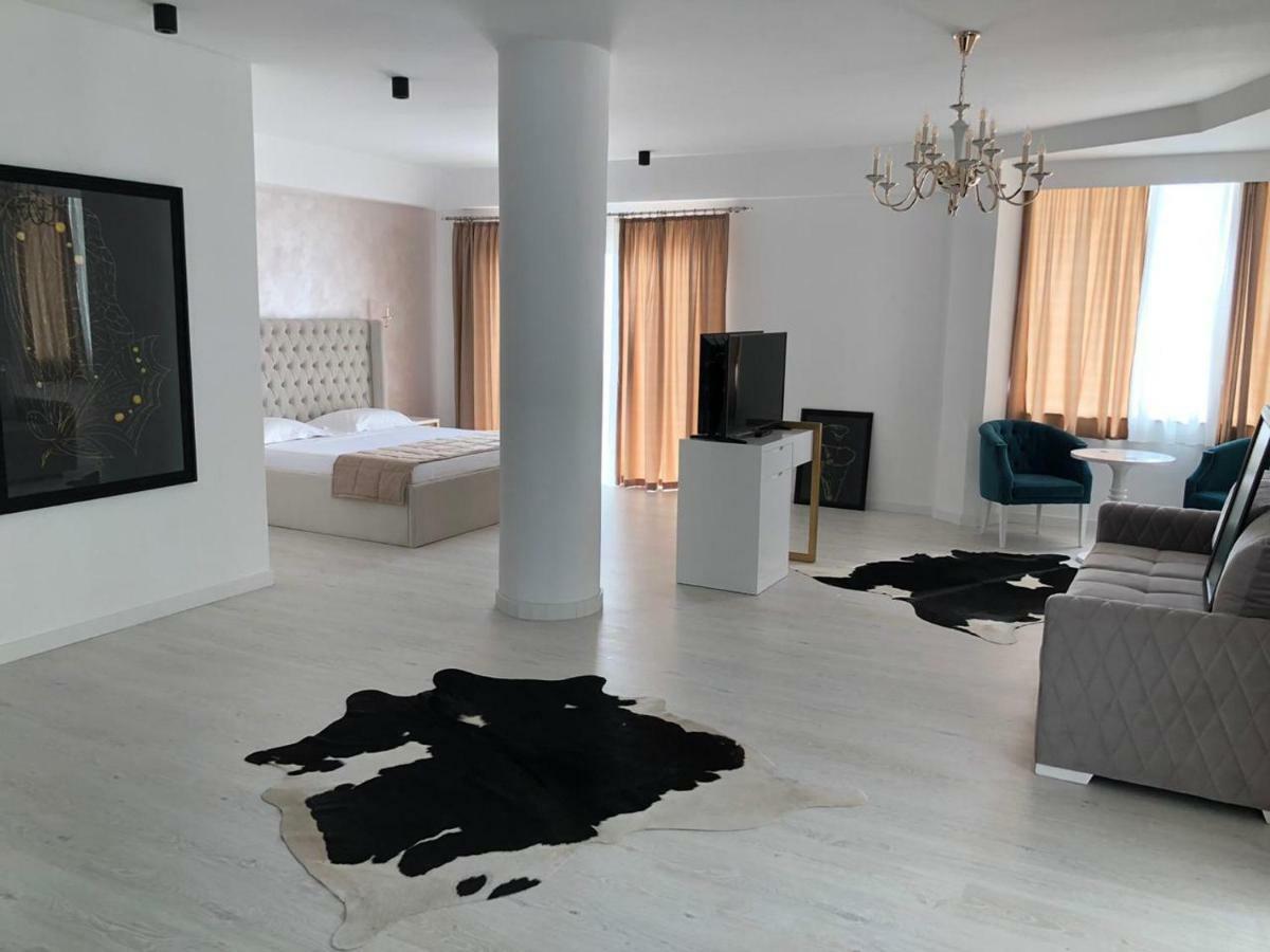 Casablanca Boutique Hotel 4* Durrës